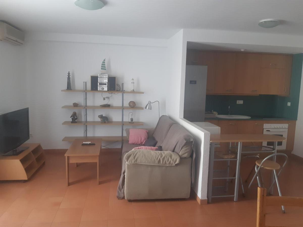 Ferienwohnung Apartamento Frente Al Mar Les Cases d'Alcanar Exterior foto